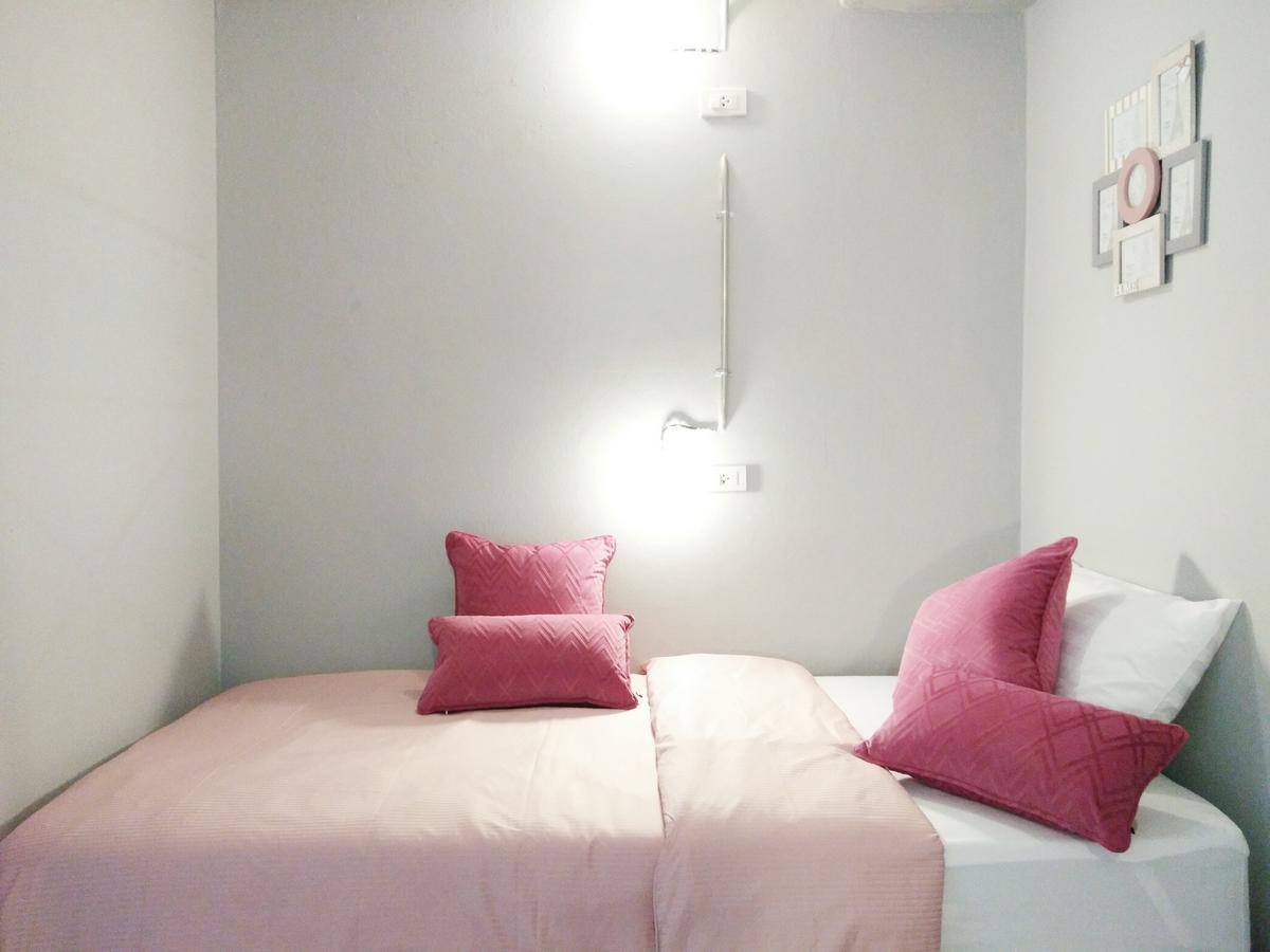 Хостел Warm Casa Chiangmai Чиангмай Экстерьер фото