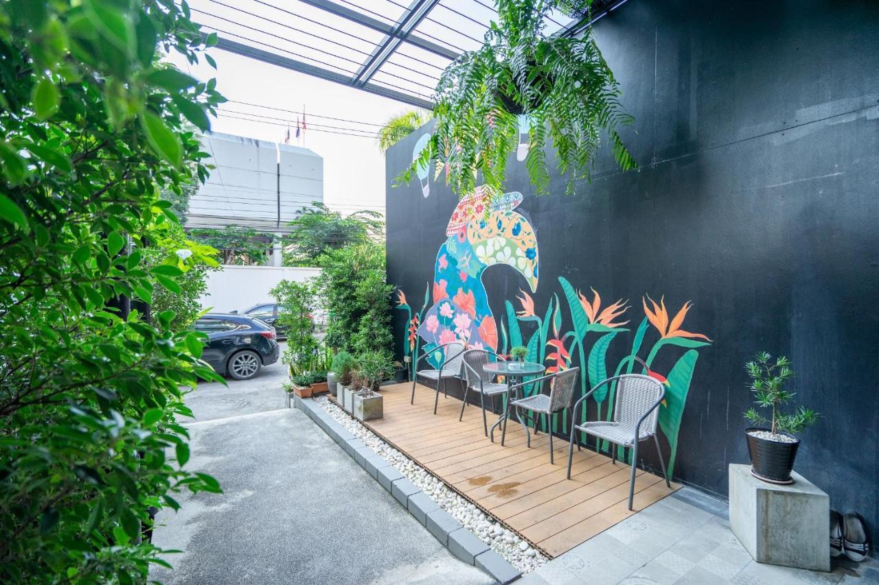 Хостел Warm Casa Chiangmai Чиангмай Экстерьер фото